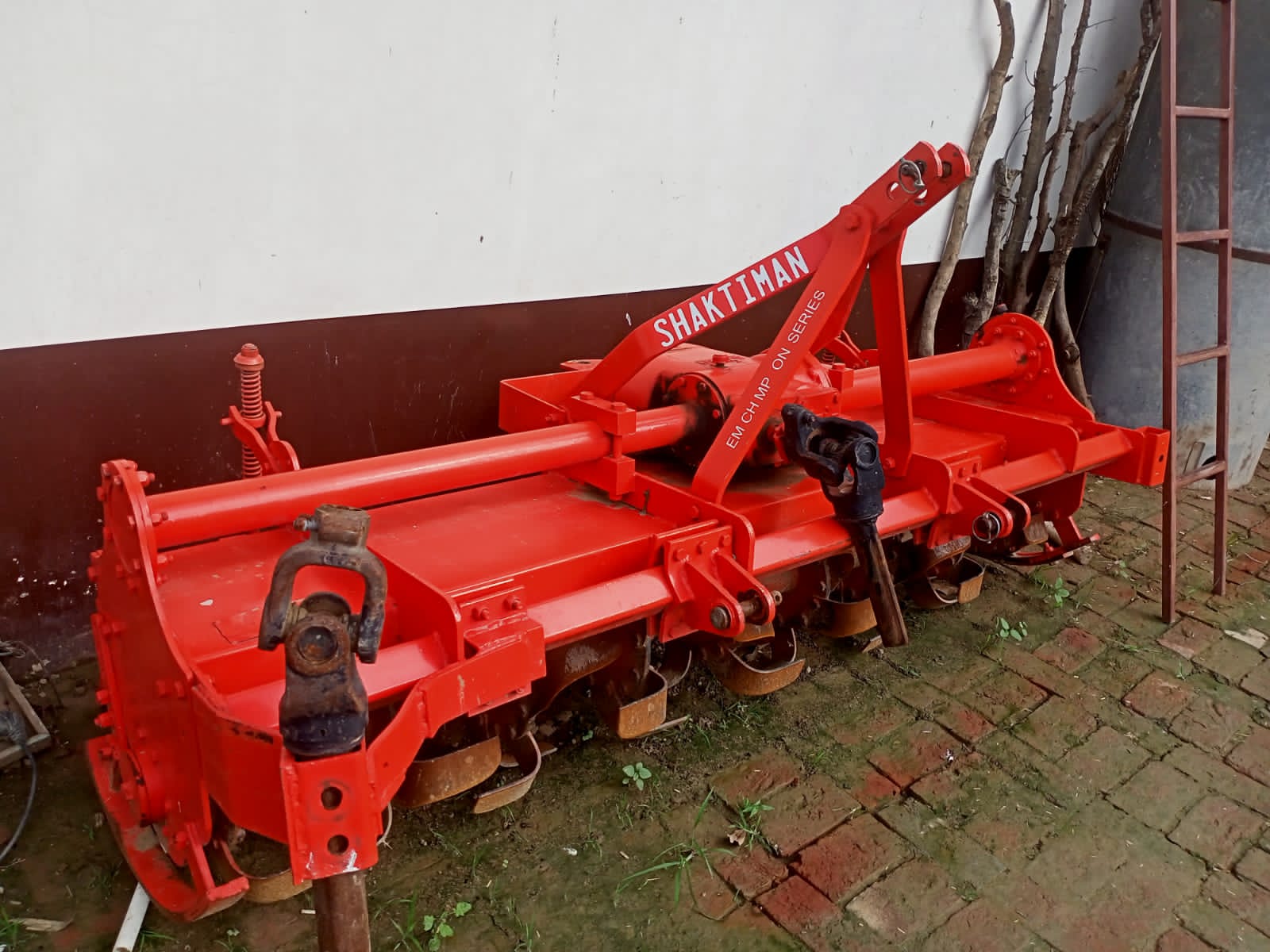 4A717C1E-48E1-40E4-A9F0-9D0AAB152D6E